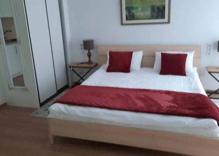 Lukne * פלאנגה